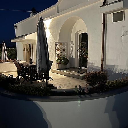Casa Vacanza I Cedri มาร์ตินาฟรังกา ภายนอก รูปภาพ