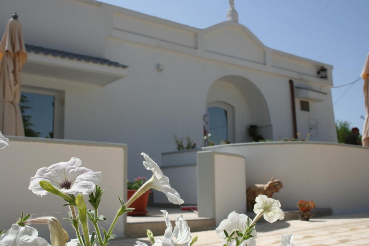 Casa Vacanza I Cedri มาร์ตินาฟรังกา ภายนอก รูปภาพ