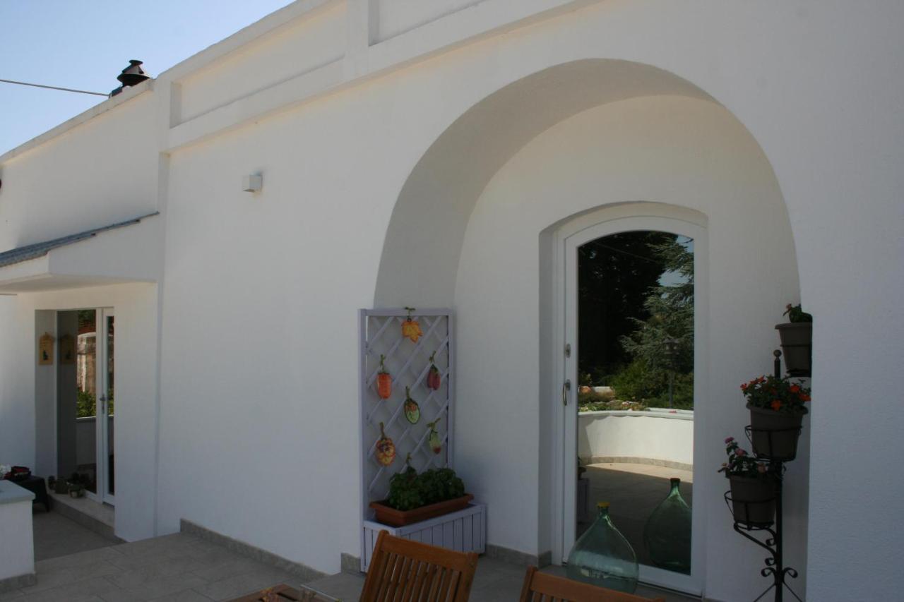Casa Vacanza I Cedri มาร์ตินาฟรังกา ภายนอก รูปภาพ